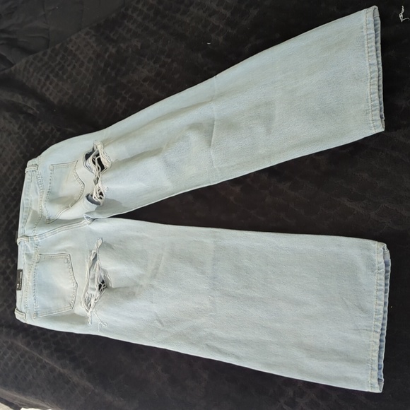 Fashion Nova Jeans - Picture 4 of 6